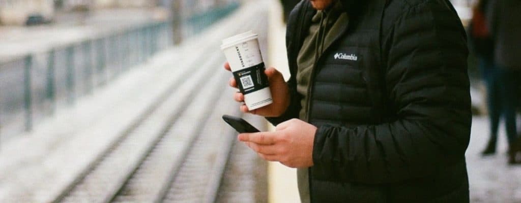 Tag kaffe med hjemmefra når du skal med toget